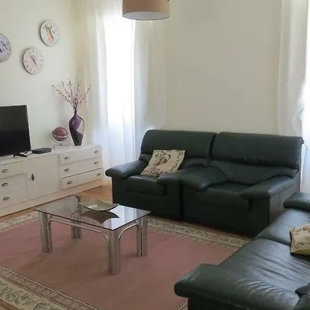 Casa de Férias Vivenda Maria De Lourdes Maiorga